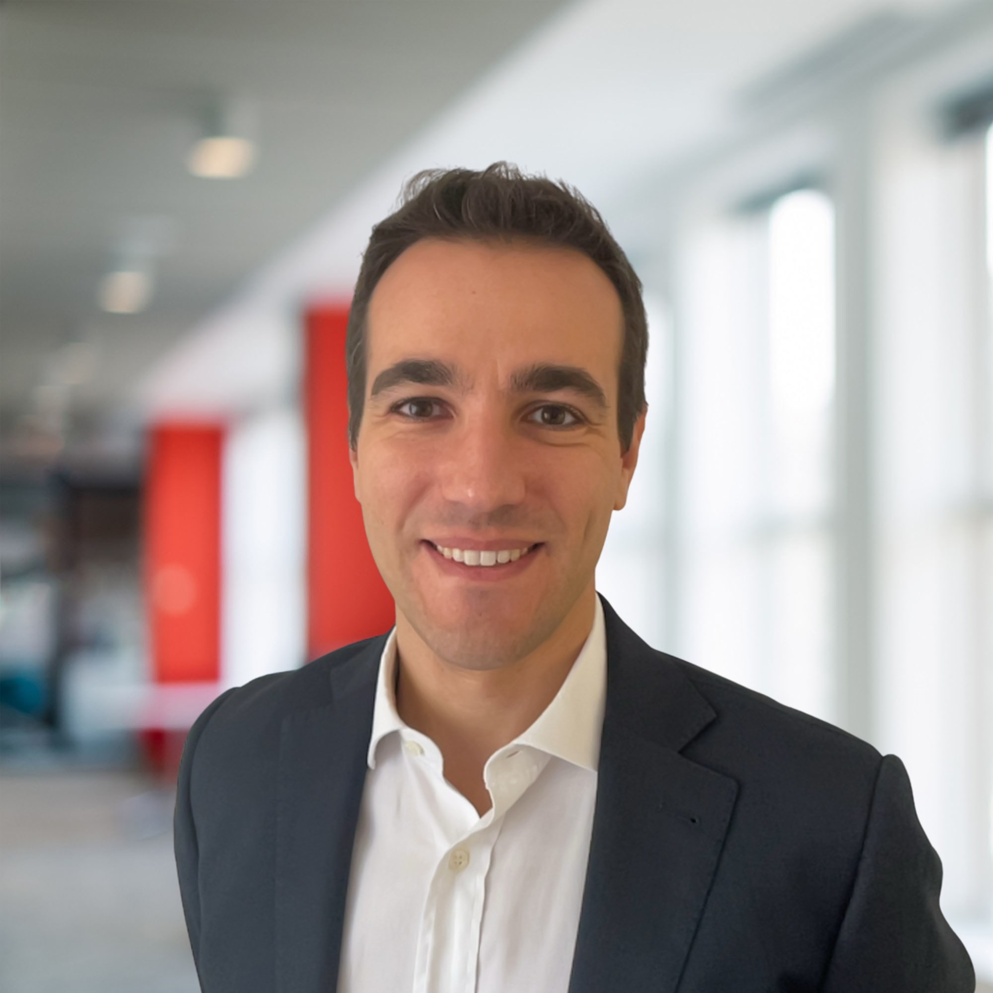 Riccardo Terruzzi - Management Consultant | Bain & Company