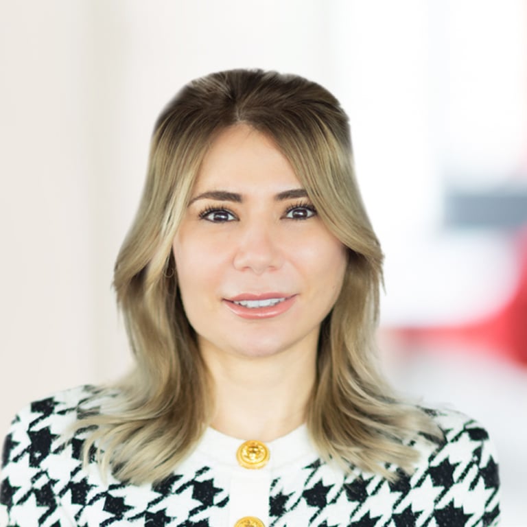 Elif Koc - Management Consultant | Bain & Company